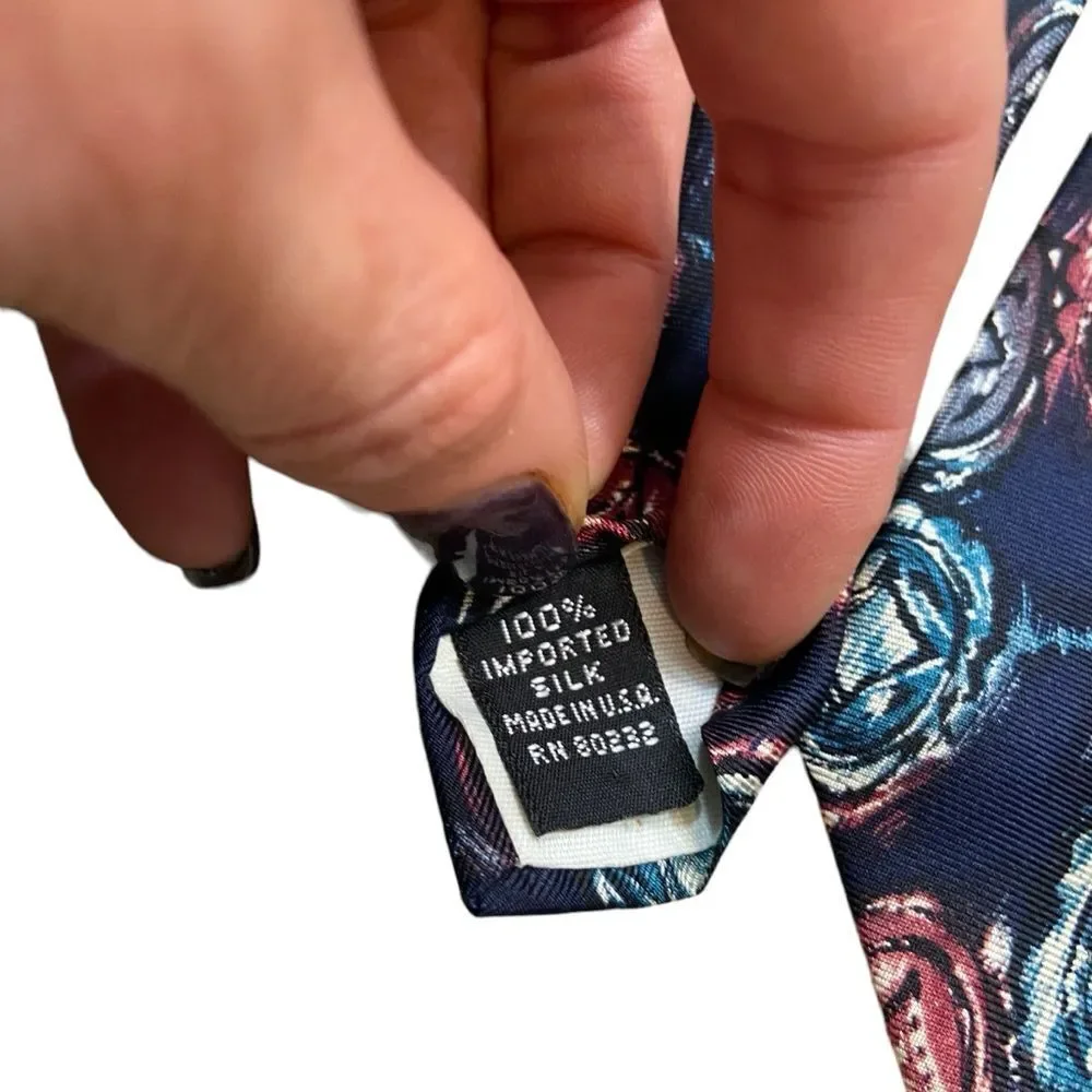 Brand new with‎ Tags Men’s Christian Dior 100% Silk Tie Abstract Print